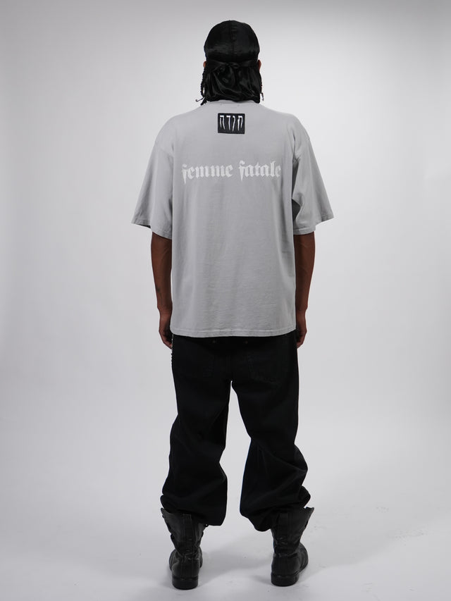 FEMME FATALE OVERSIZED T-SHIRT
