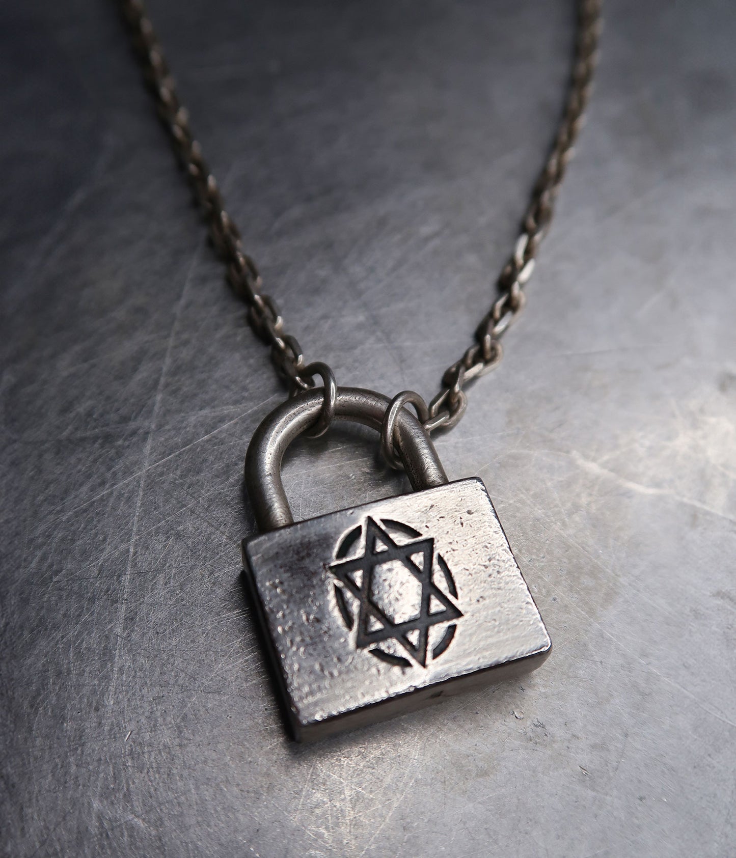 STERLING SILVER TODA LOCK CHAIN