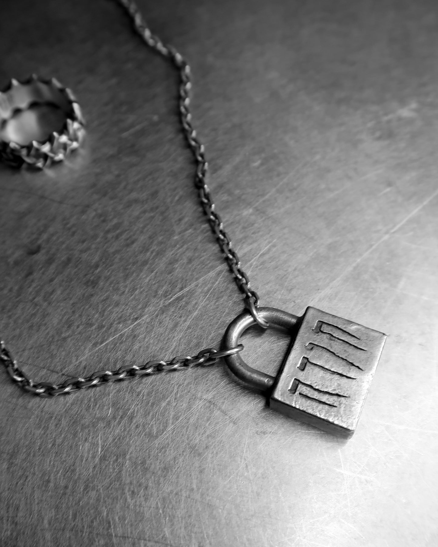 STERLING SILVER TODA LOCK CHAIN