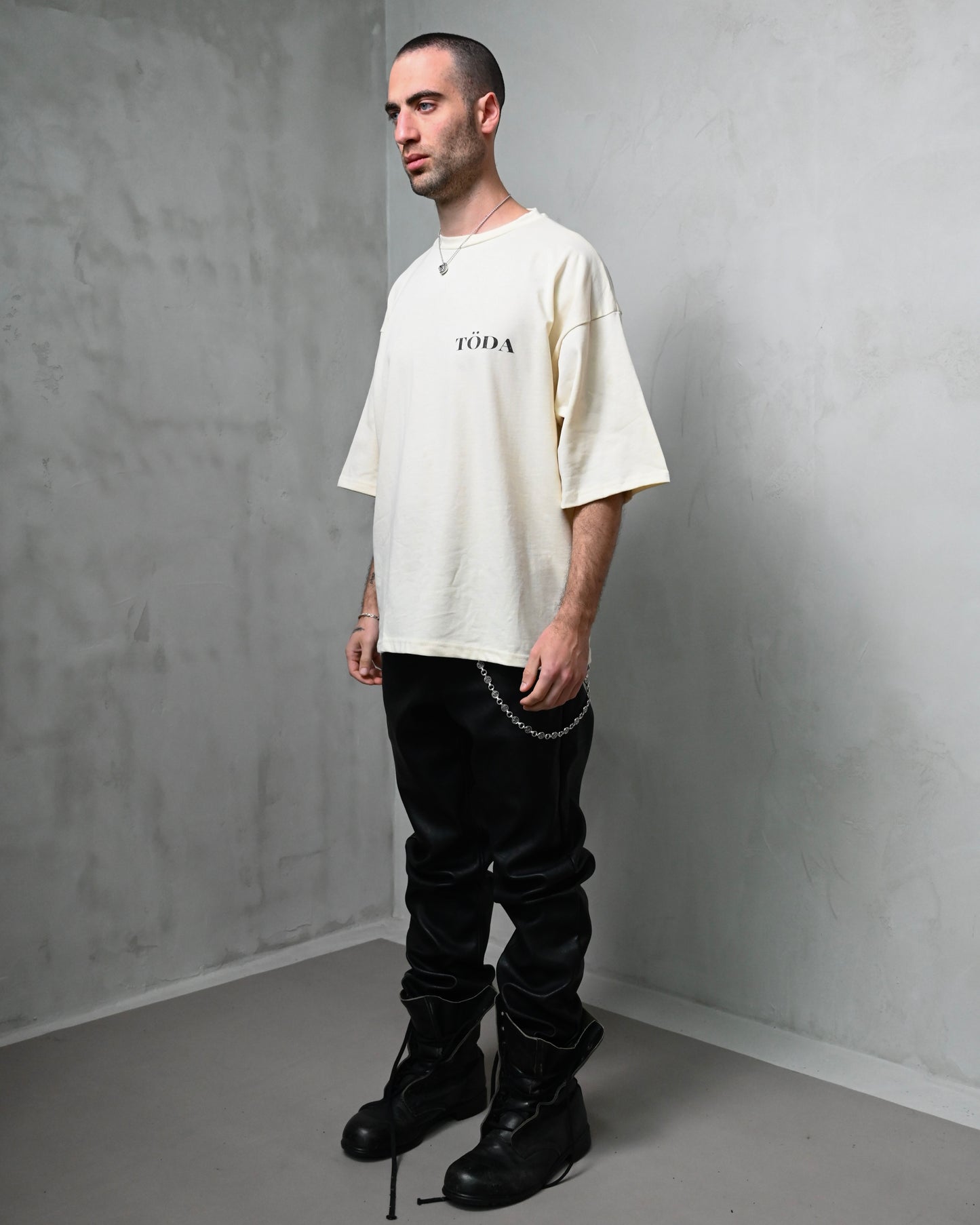 HALO OVERSIZED SAND T-SHIRT