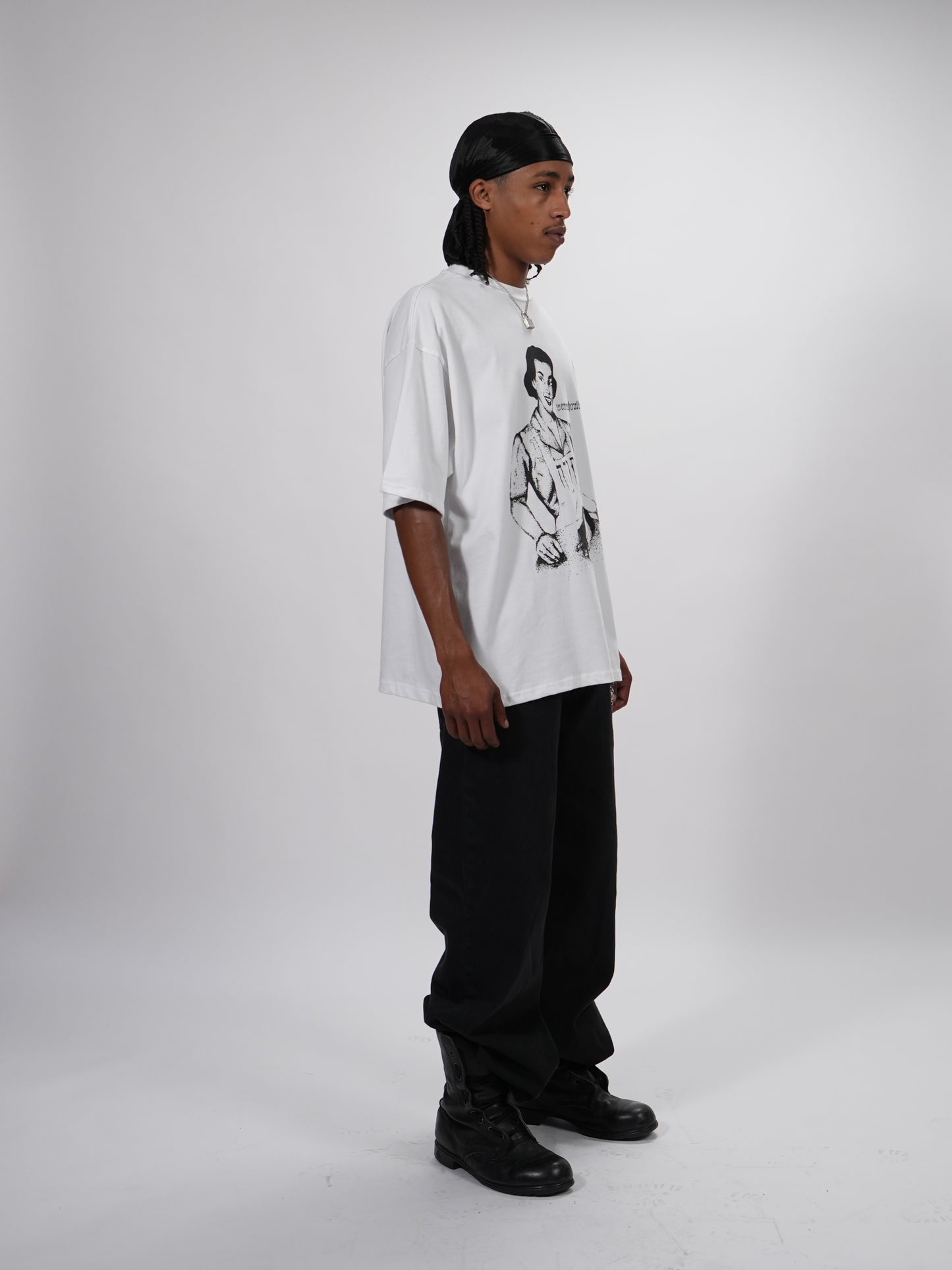 WOMEN SHOULD SERVE MEN OVERSIZED T-SHIRT