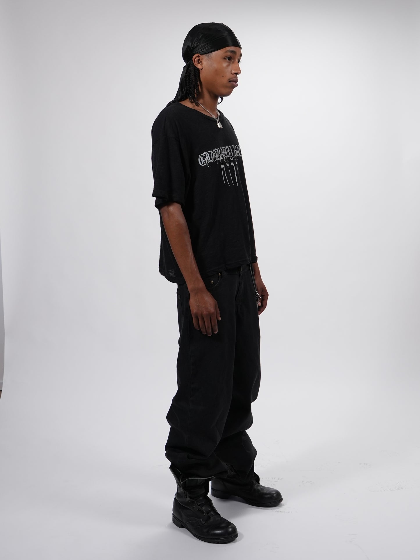 GLOBALLY HATED LINEN T-SHIRT