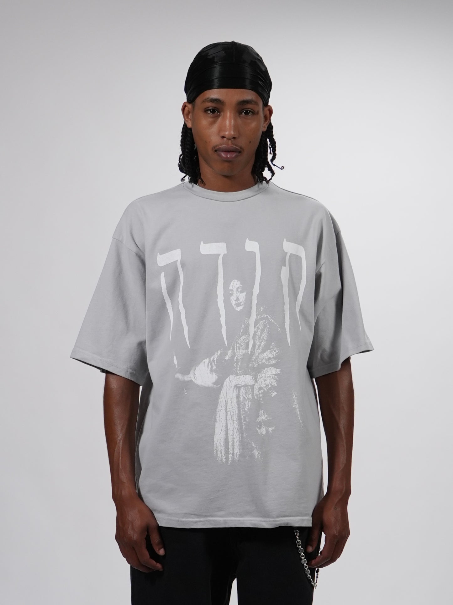 FEMME FATALE OVERSIZED T-SHIRT