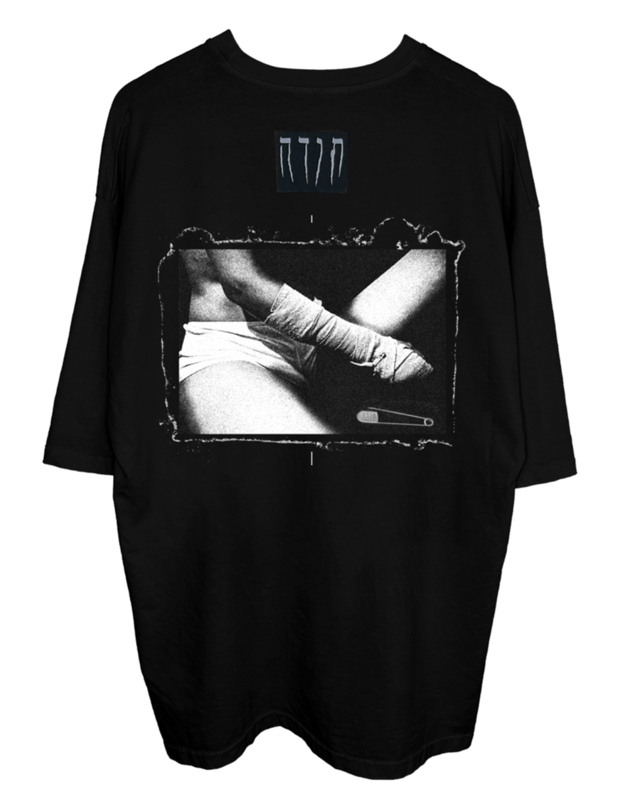 BANDAGE OVERSIZED T-SHIRT