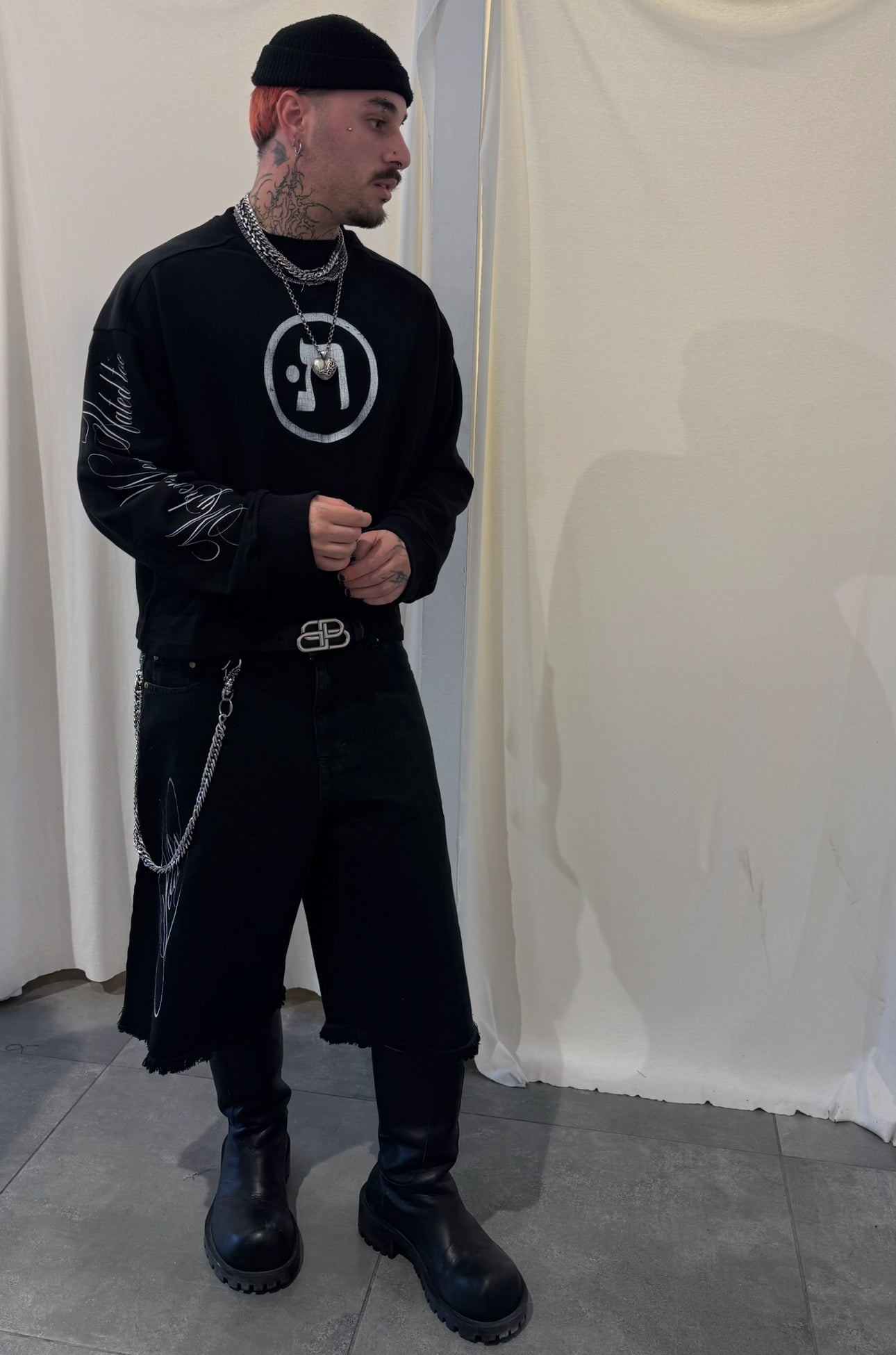 TODA BLACKED OUT BAGGY JORTS